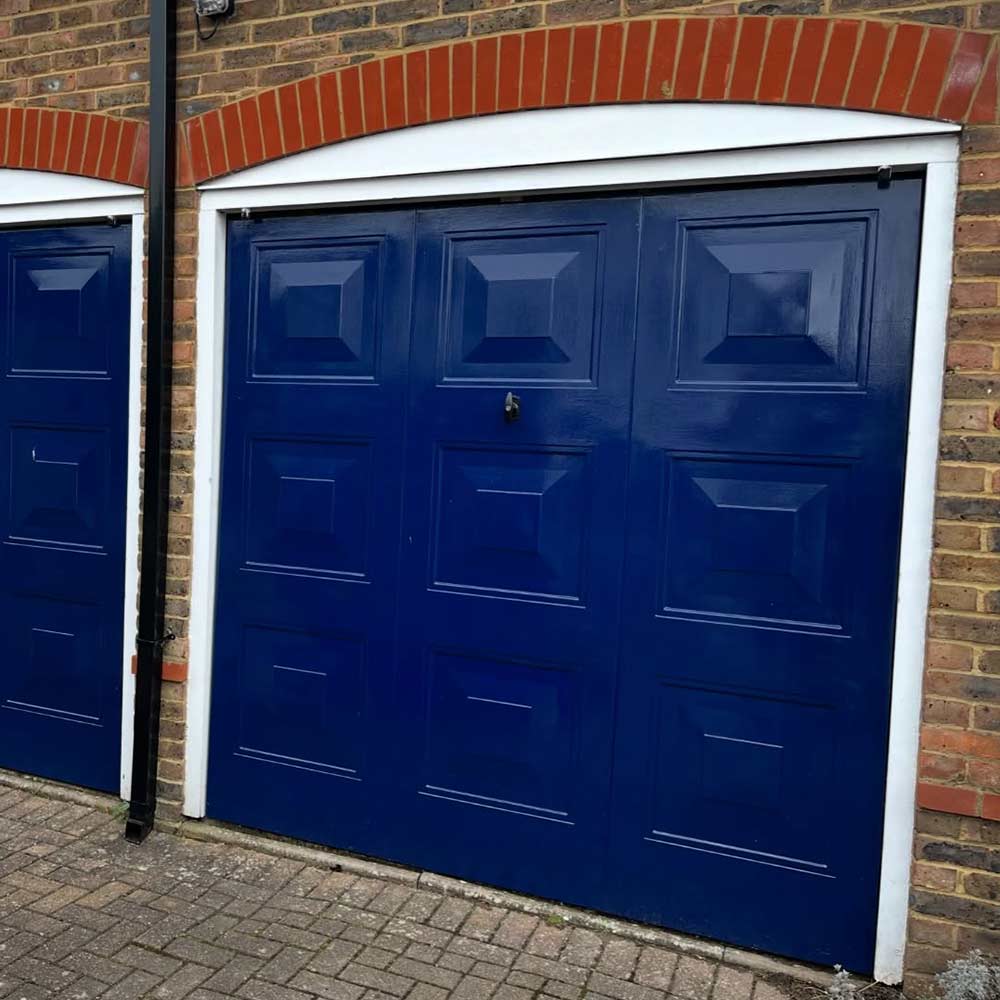 Garador Raised Panel Georgian Style in Blue